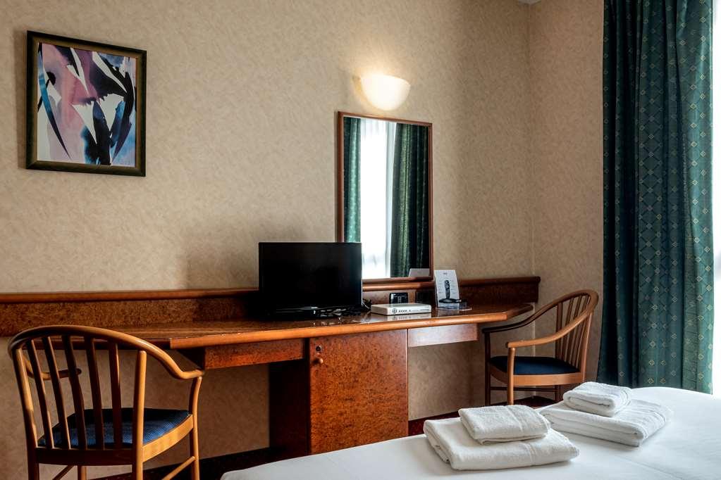 Meditur Hotel Pisa - Vecchiano Cameră foto